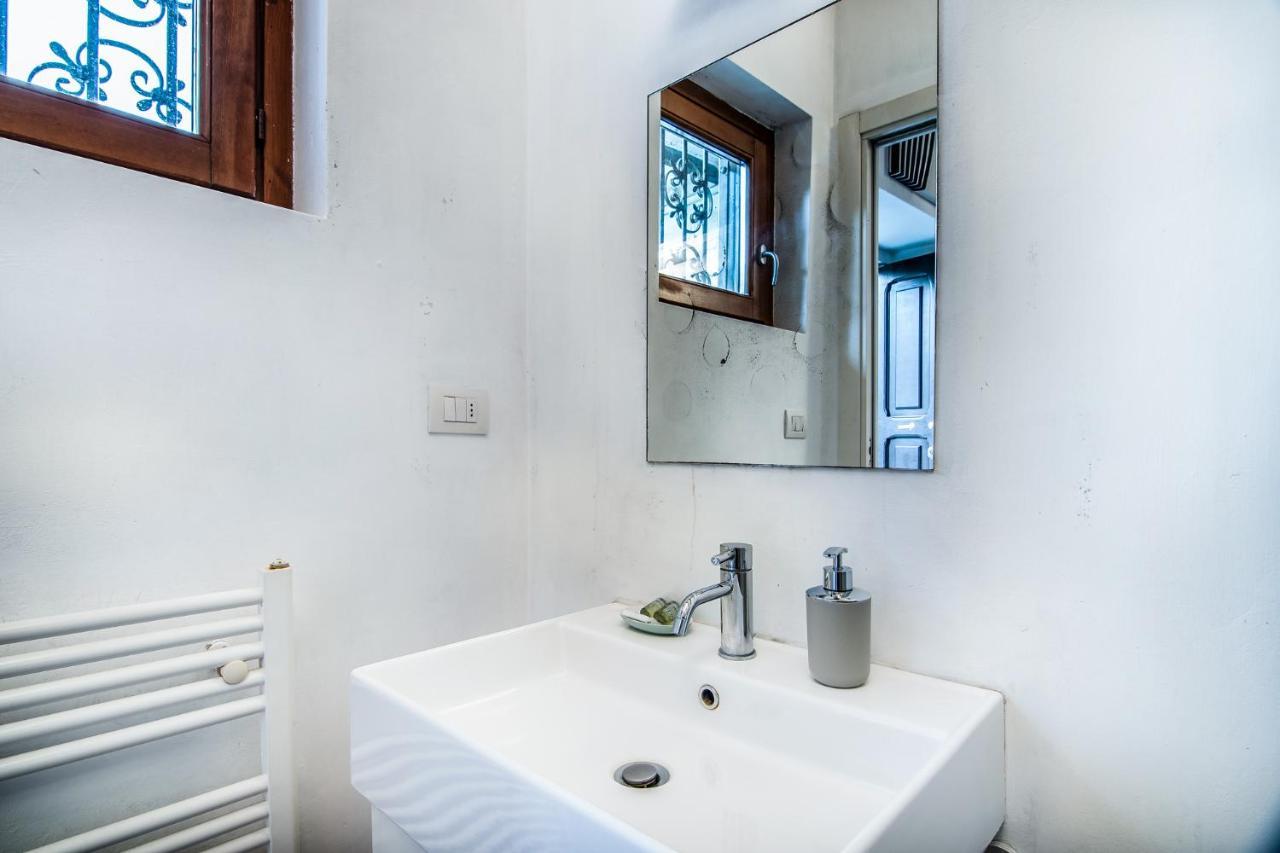 Secret Navigli Suite 米兰 外观 照片